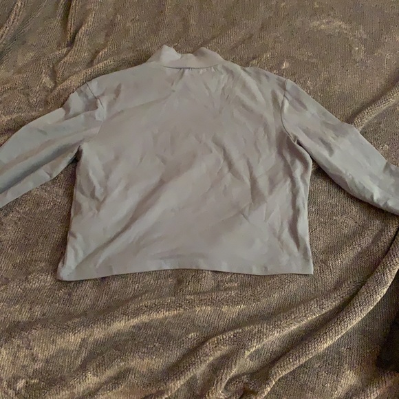 Blue cropped turtleneck - Picture 3 of 3